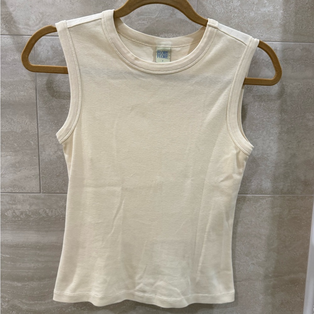 Flore Flore Tank Top size Small